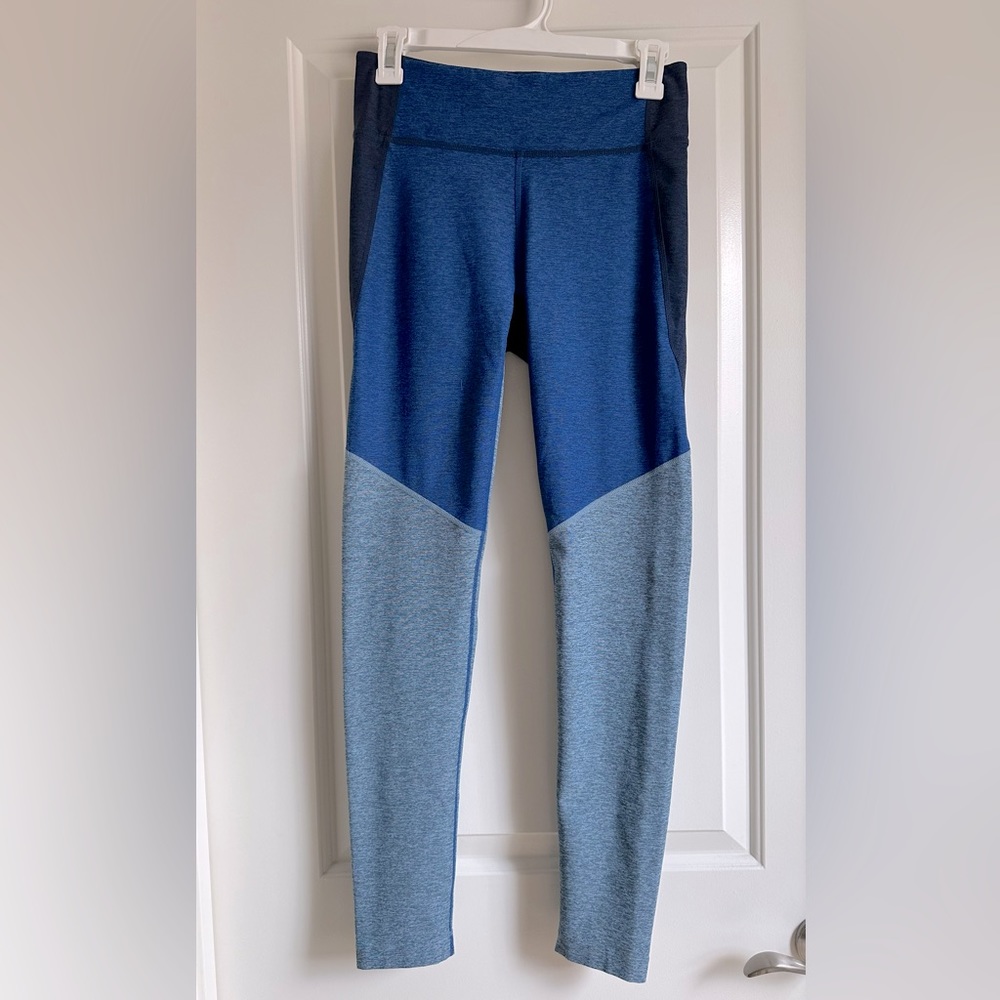 Outdoor Voices Women’s Color Block Leggings | Size: M | Blue/Navy/Royal Blue